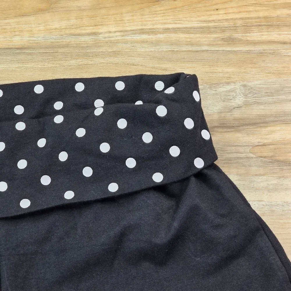 ☔️🔸️NWOT Black Polka Dot Fold Over Loungewear Shorts Small